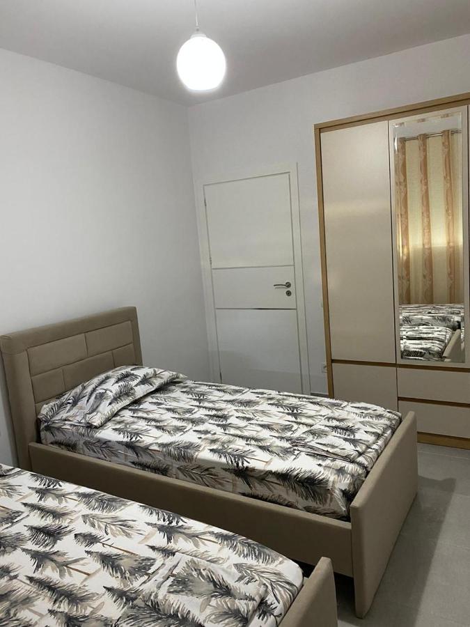 Asl House Vlorë